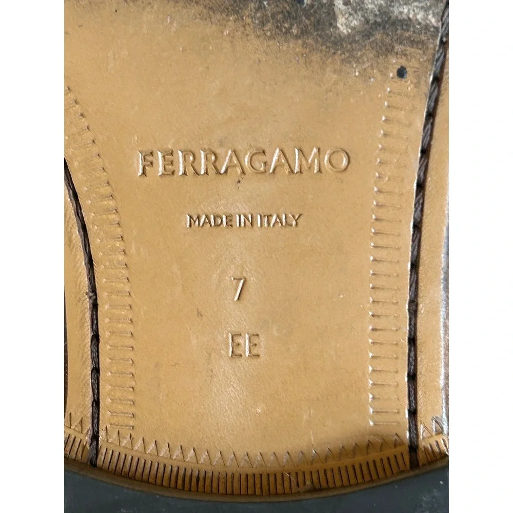 Ferragamo Mens Loafers Size 7 EE Tan Leather Gancini Bit Horse Gold Tone Buttery